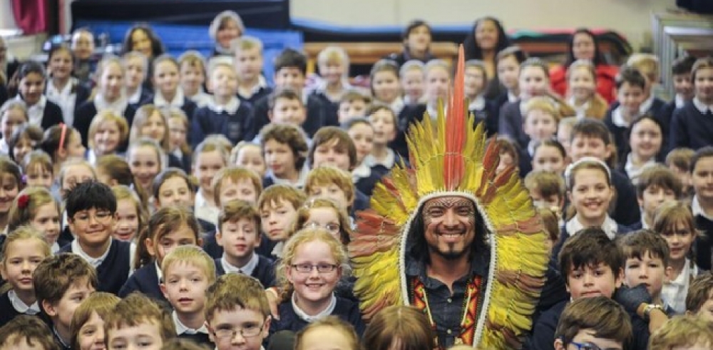 Amazonian tribesman visits Essex primary school