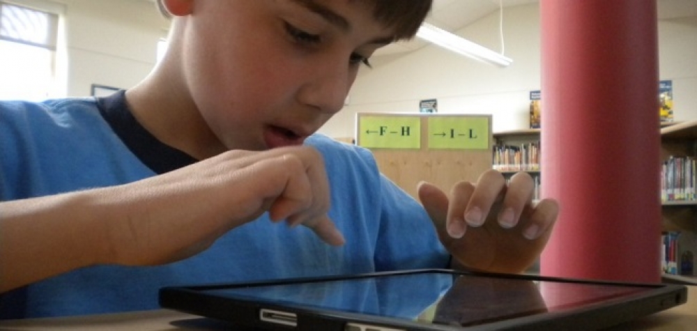 Using iPads to support visually-impaired students