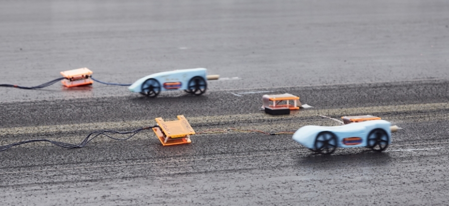 BLOODHOUND SSC and Microsoft launch model rocket car competition